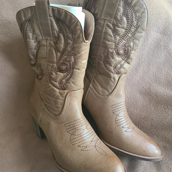 NEW! Coconuts Austin Embroidered Cowboy Boots 7.5 - Picture 3 of 4